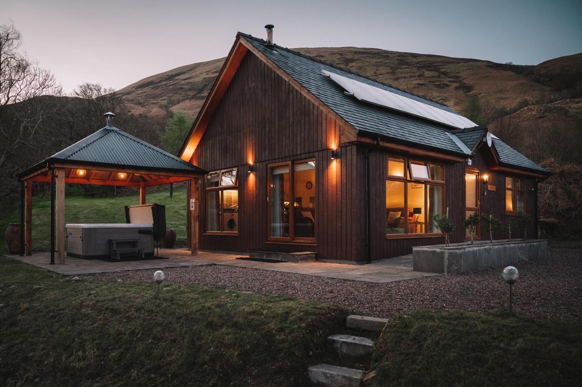 Inverskilavulin Estate Lodges Fort William Extérieur photo